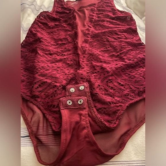 Lace & Mesh Bodysuit Small - Picture 5 of 5